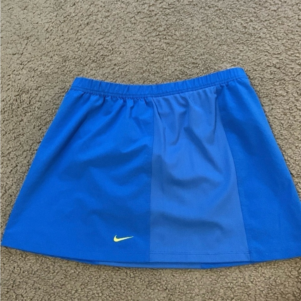 Nike Sports Skirt - Picture 2 of 6
